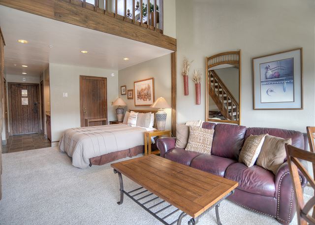 Skyline Loft (#511) | Near Ski - Golf - Mtn Views - AC/Pool/Hot Tub 6