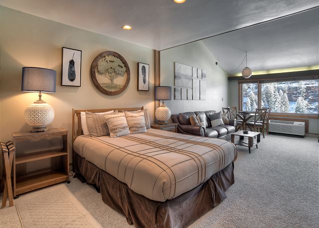 Skyline Loft (#511) | Near Ski - Golf - Mtn Views - AC/Pool/Hot Tub 2