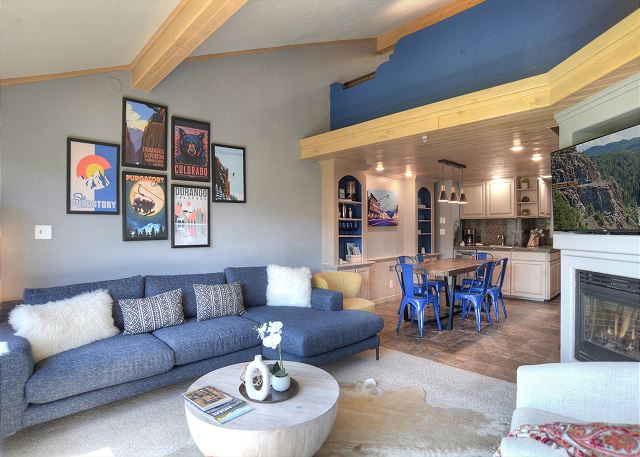 The Blue Engineer (#515) |Near Ski - Golf/Pool/Hot Tub/AC - End Unit Views 2