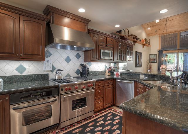 Red Tail (#781) |10 min to Ski - Views - Golf Course - AC/Pool/Hot Tub 5