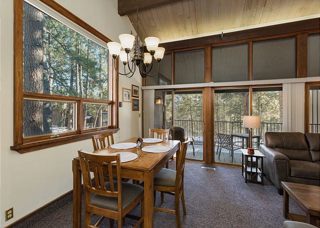 Whistle Stop (#818) | 10 min to Ski - Private Deck - Golf - AC/Pool/HotTub 4