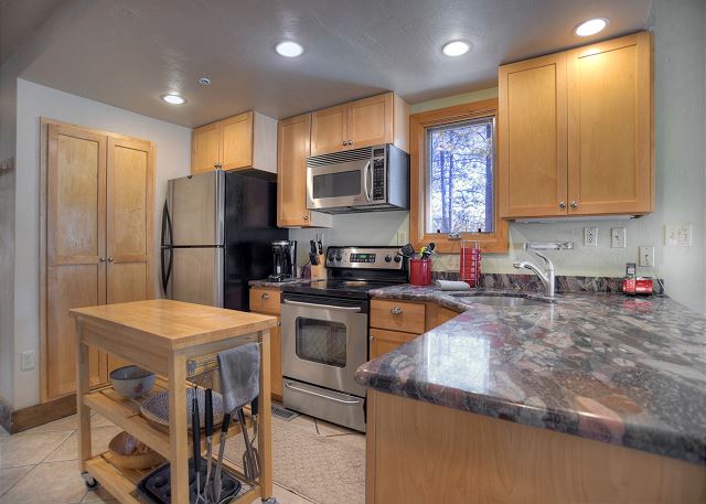 Seventh Heaven (#858) |10 min to Ski - Deck - Golf - AC/Pool/HotTub 7