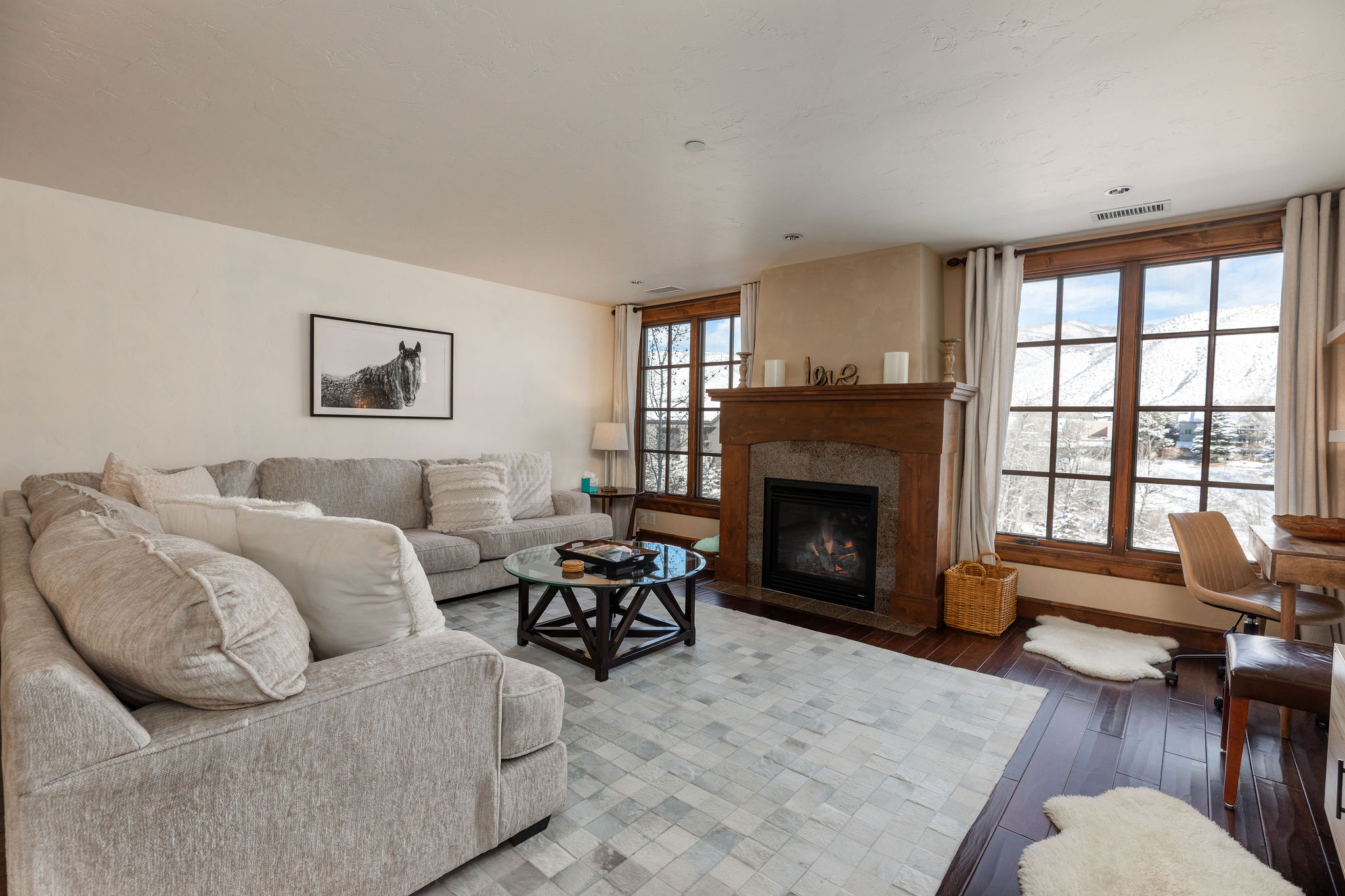 Walk to Avon | Free Shuttle to the Slopes | Pool & Hot Tub! | Photo 5