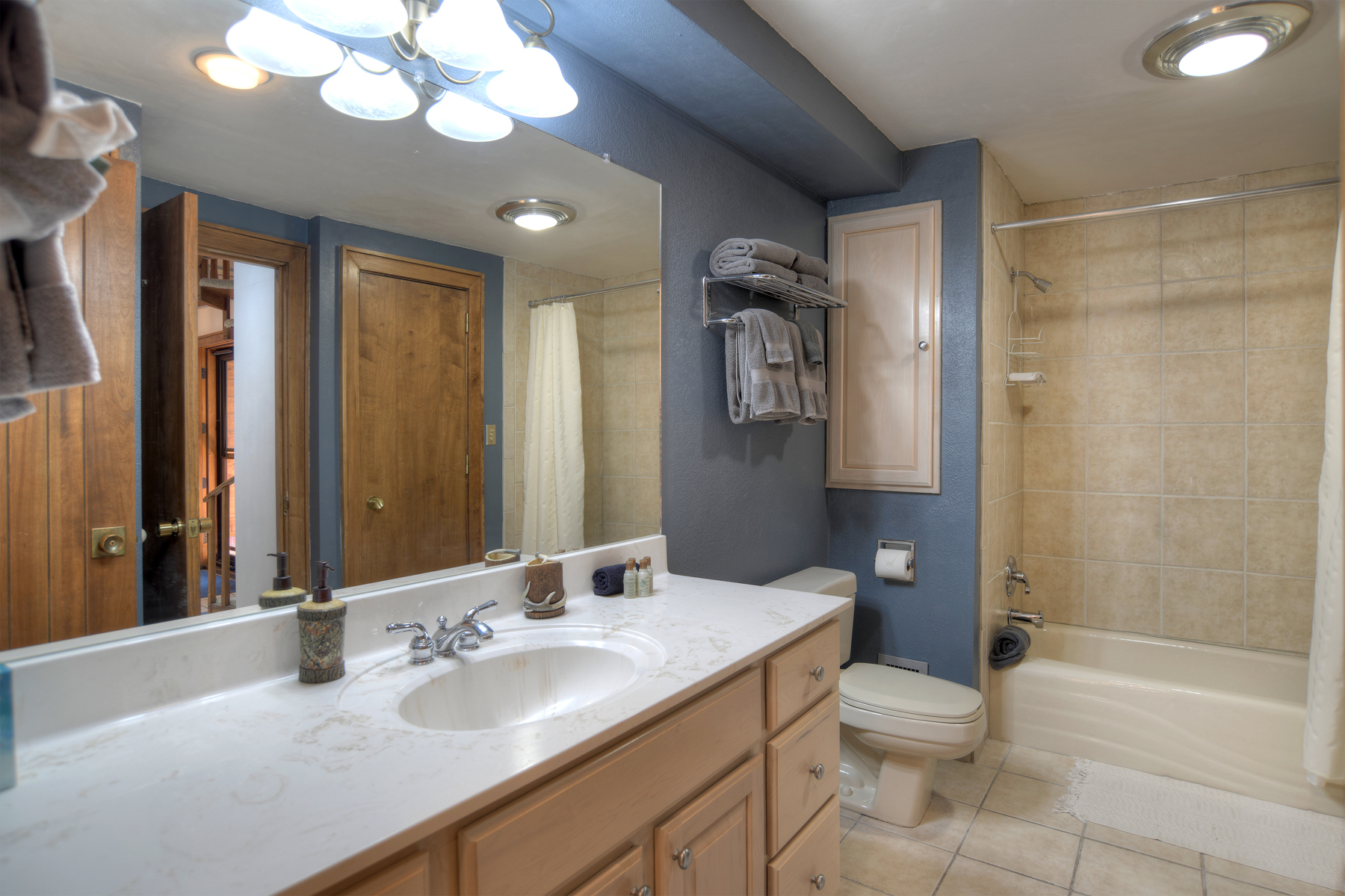 Ponderosa Pines Getaway (#870) |10 min to Ski - Deck - Golf - AC/Pool/HotTub | Photo 17