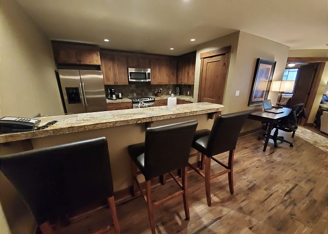 Premier Building at Purgatory - Ski in/Ski Out 7