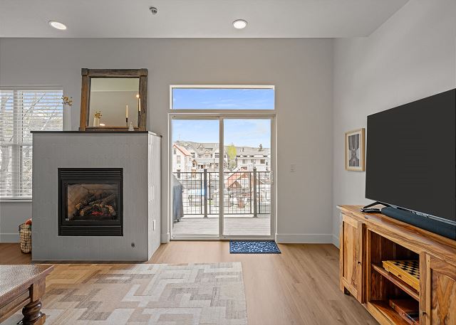 Walk to Main St, Family-Friendly, Balcony Live Music, Ski Garage - Frisco 9