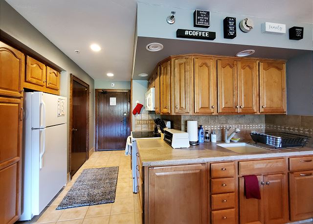 Mesa Markings (#203) |10 min to Ski - Pool/HotTub - Views - Golf - AC 9