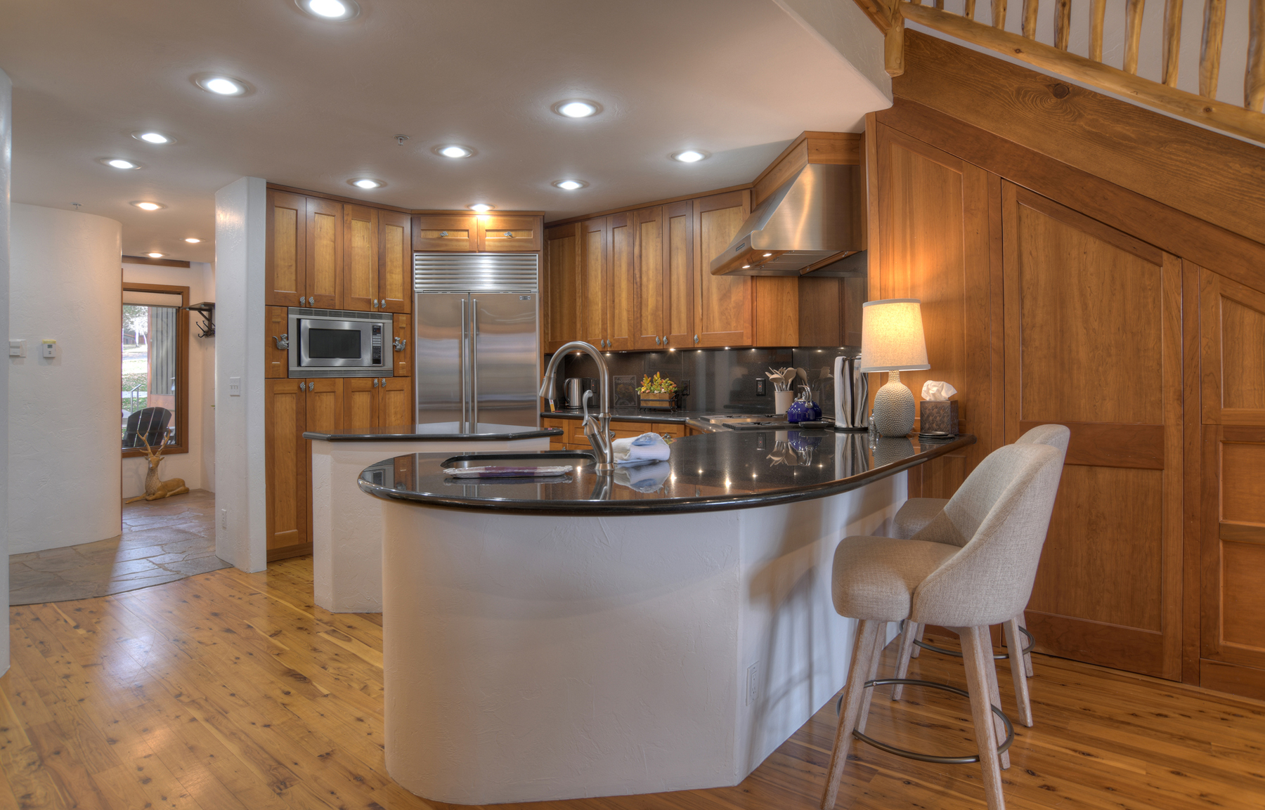 Tree House Townhome | AC, Pool, Hot Tub, Golf & Ski | Photo 8