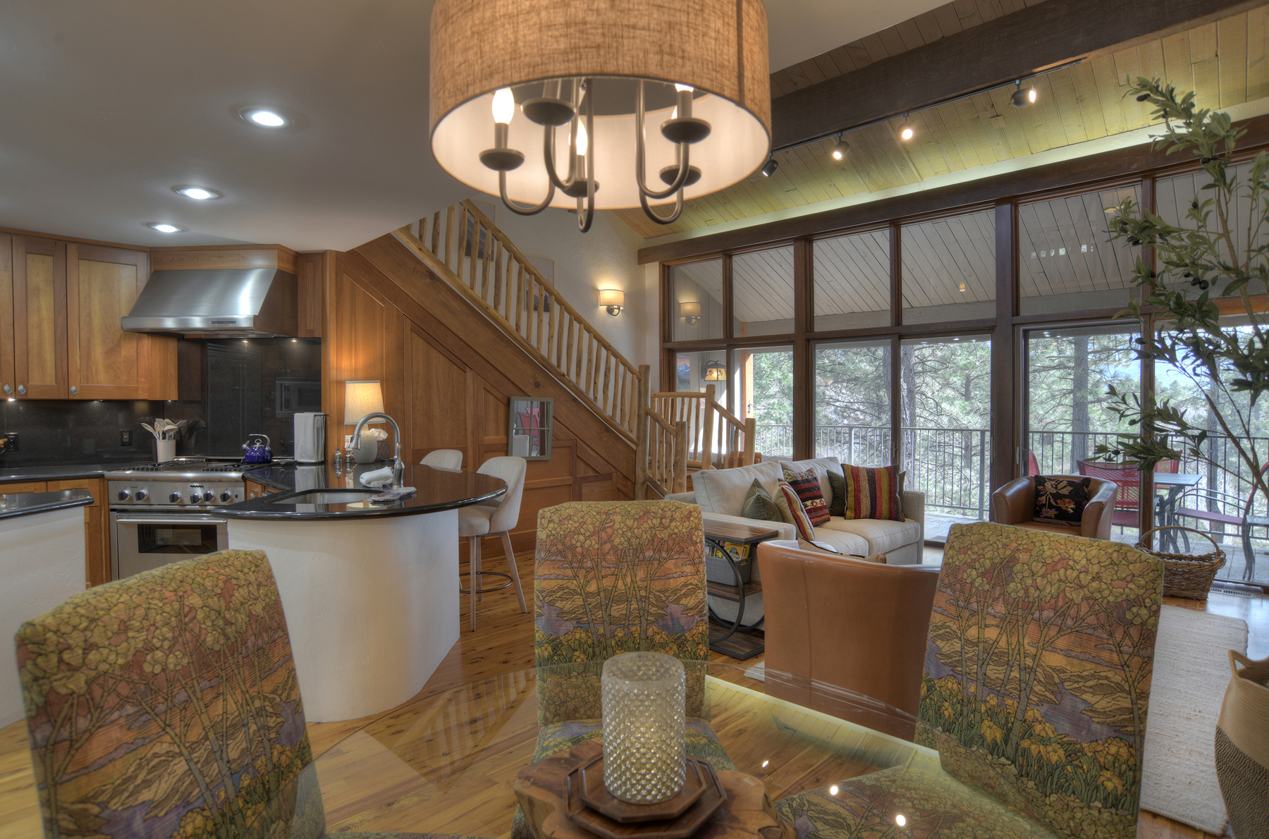 Tree House Townhome | AC, Pool, Hot Tub, Golf & Ski | Photo 10