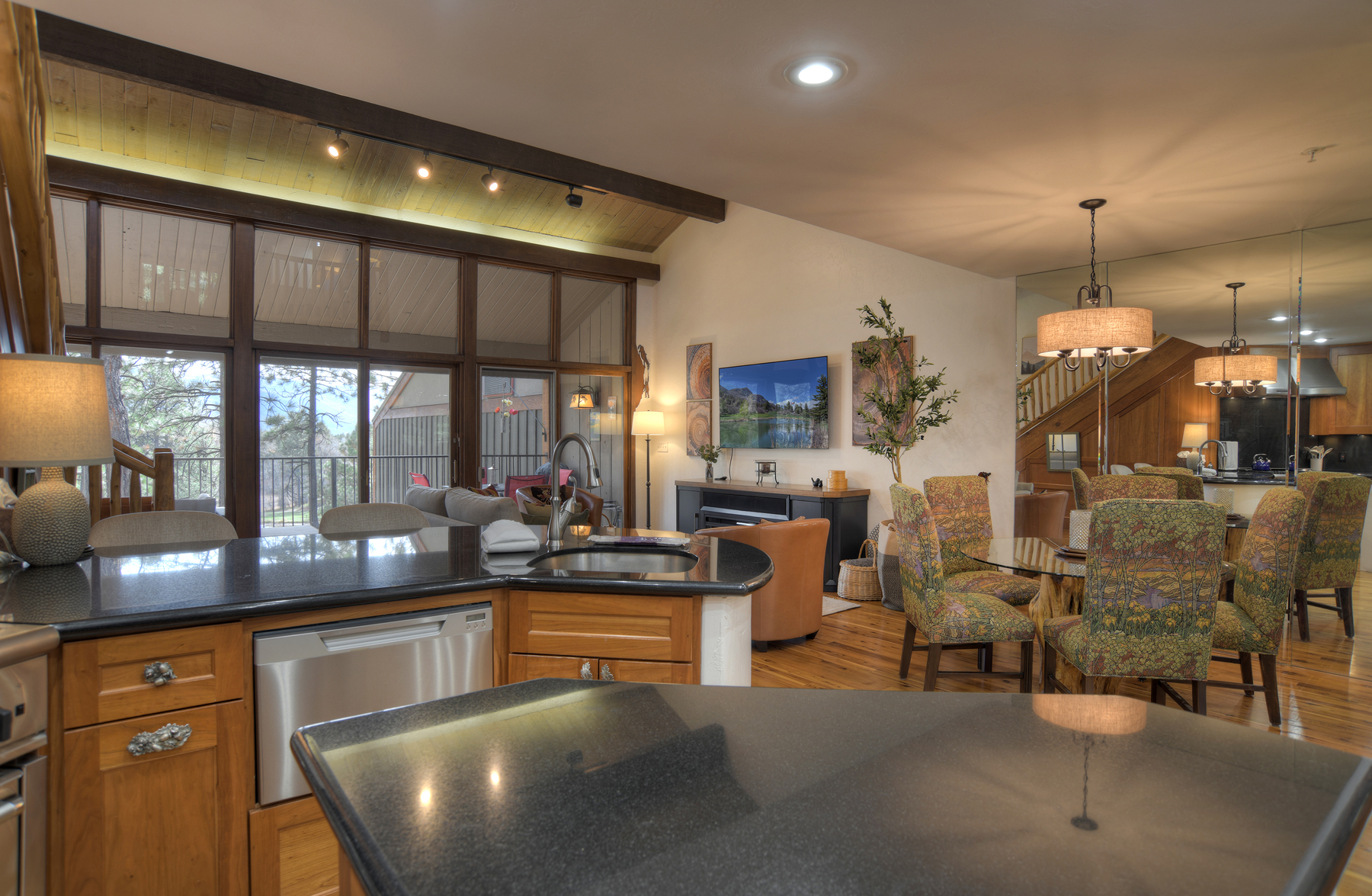 Tree House Townhome | AC, Pool, Hot Tub, Golf & Ski | Photo 11