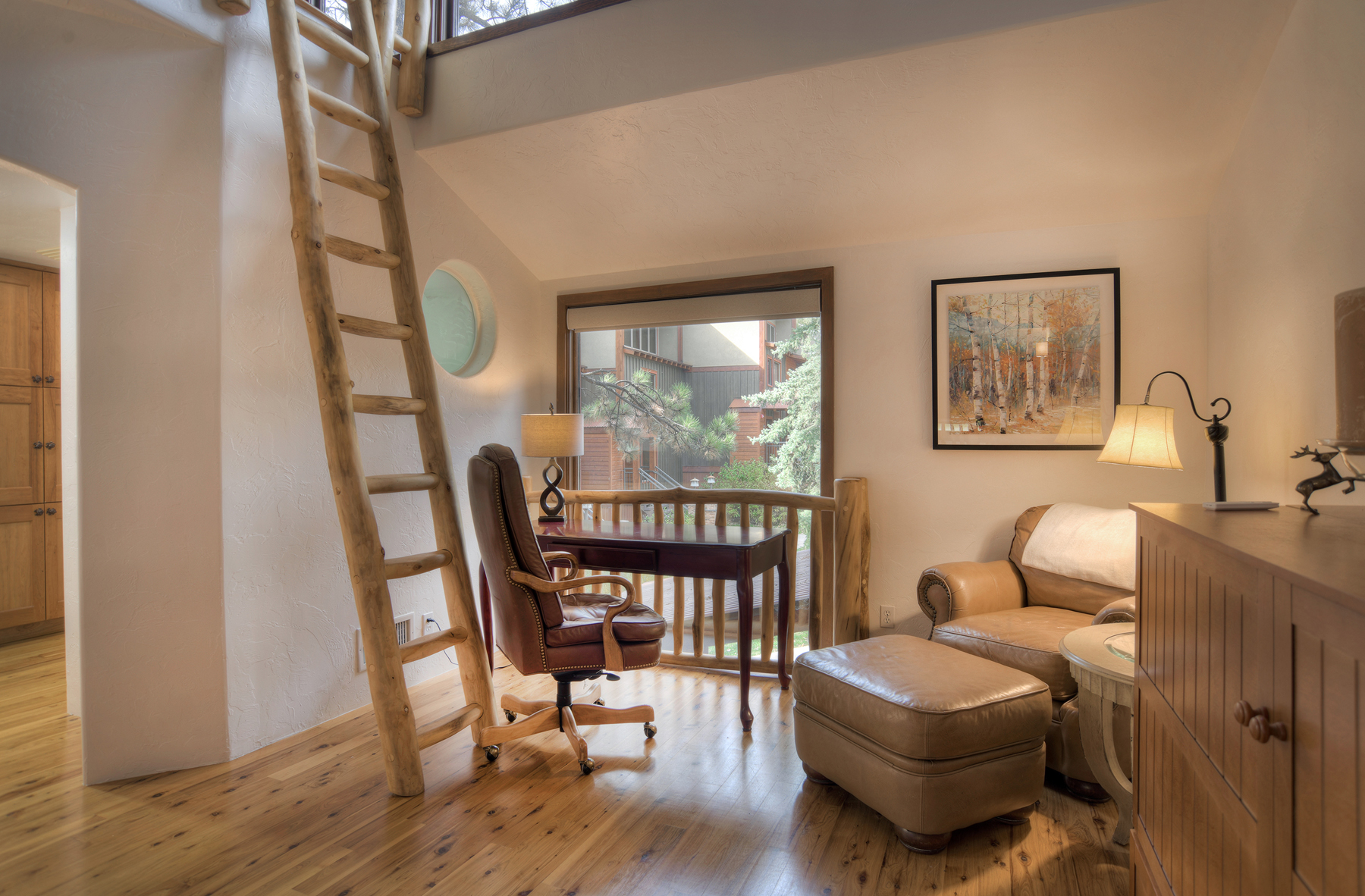 Tree House Townhome | AC, Pool, Hot Tub, Golf & Ski | Photo 23
