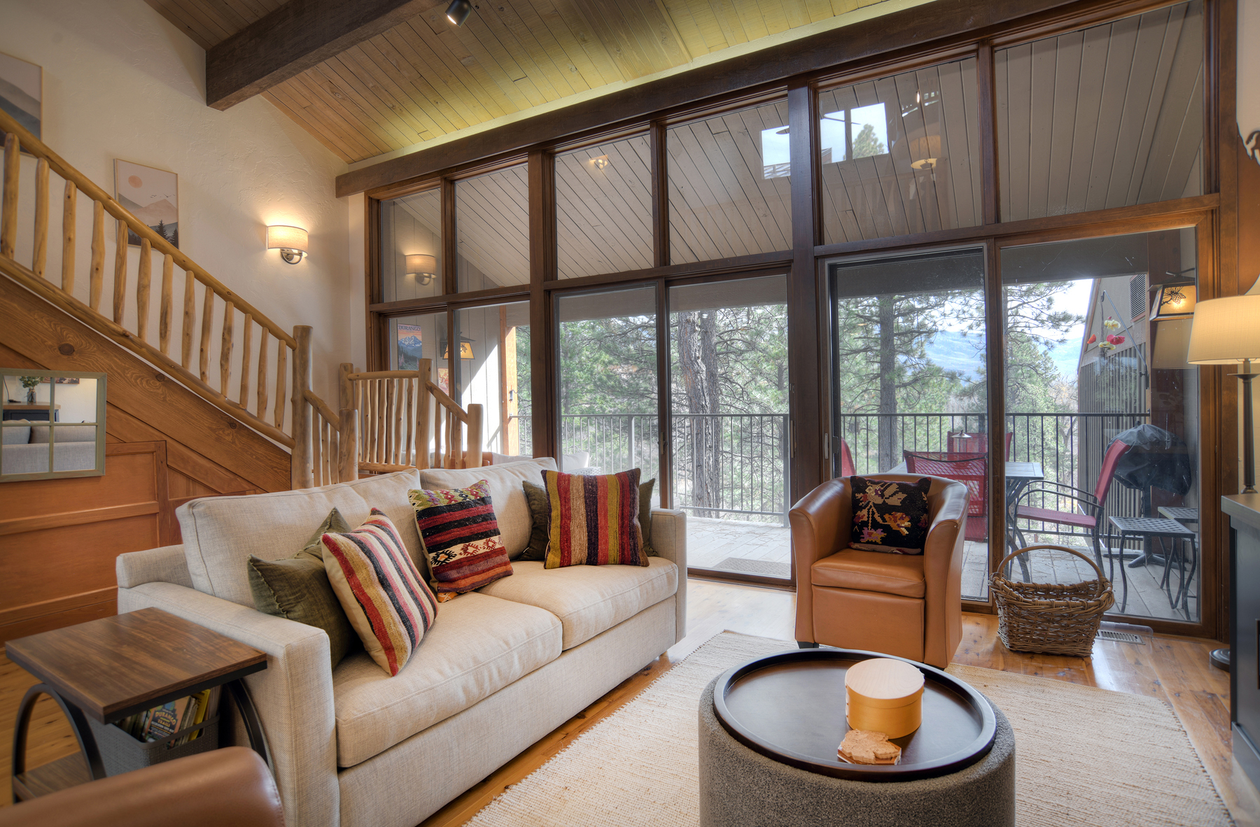 Tree House Townhome | AC, Pool, Hot Tub, Golf & Ski | Photo 2