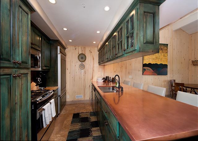 Exquisite Links and Mountain Retreat (#846) -Golf, Near Ski, AC/Pool/HotTub 8