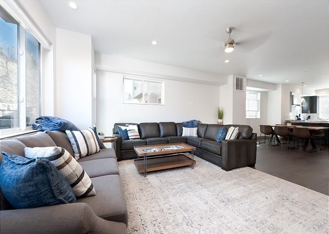 Brand New End Unit Townhome - 2 Miles to Downtown - 30+ Day Stay Required 6