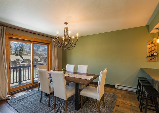 Completely Updated Condo with Mountain Views - Heated Pool- Stunning Views! 10