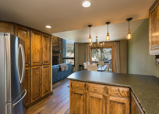 Completely Updated Condo with Mountain Views - Heated Pool- Stunning Views! 9