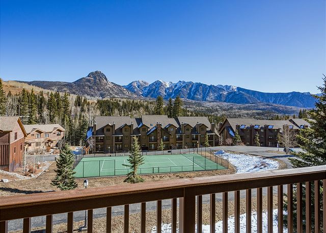 Completely Updated Condo with Mountain Views - Heated Pool- Stunning Views! 2