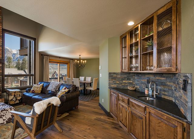 Completely Updated Condo with Mountain Views - Heated Pool- Stunning Views! 6