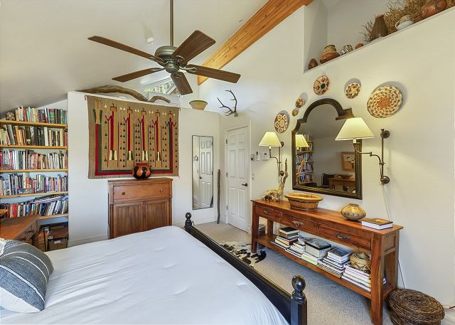 Serene Retreat - Fire Pit - Great Views - Air Conditioning! STR2024-085 10