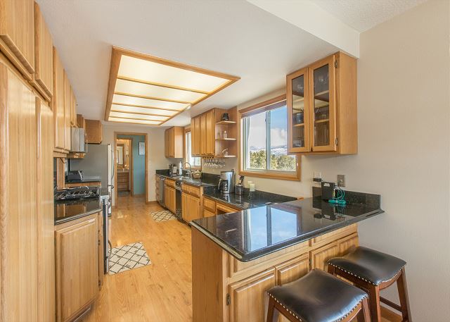 Serene Ranch Home on 2 Private Acres | Mountain Views + A/C | STR2025-055 9