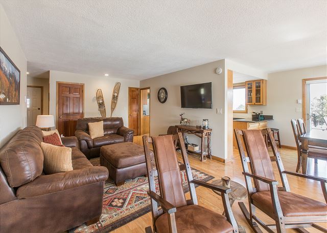 Serene Ranch Home-On Log Hill Mesa-Mountain Views & A/C STR2024-045 4