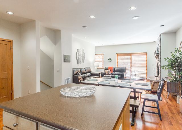 Spacious Mountain Townhome - 1 Mile to Ouray - Sleeps 8 6