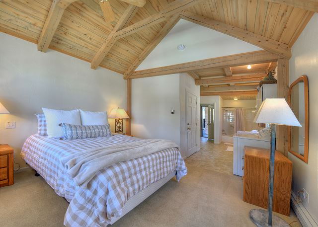 Ideal Location-Next to Fellin Park and Ouray Hot Springs-Pet Friendly 5