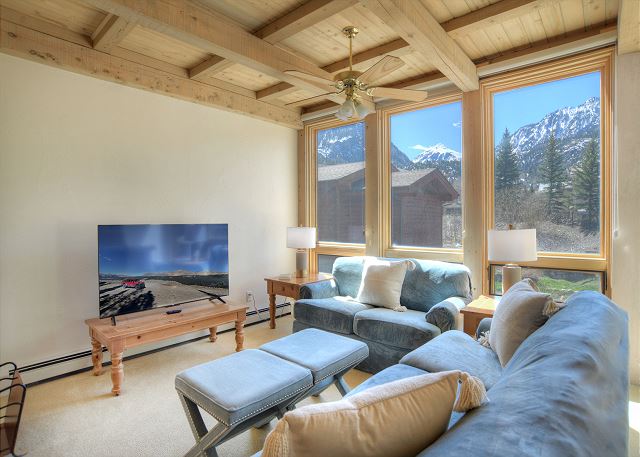 Ideal Location-Next to Fellin Park and Ouray Hot Springs-Pet Friendly 7