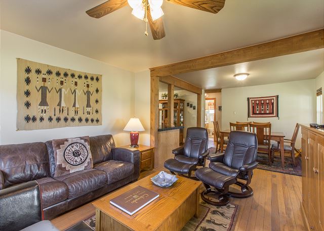 Cozy Home - Private - Stunning Views - Between Ridgway and Ouray STR2024-039 4