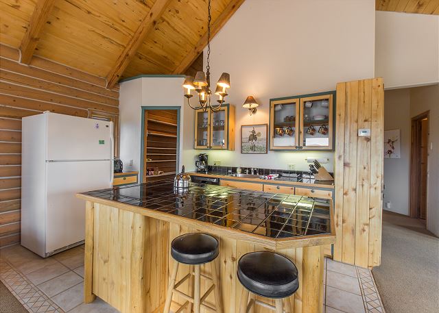 Second-Level Apartment- Wrap Around Deck - Unmatched Views! STR2025-060 8