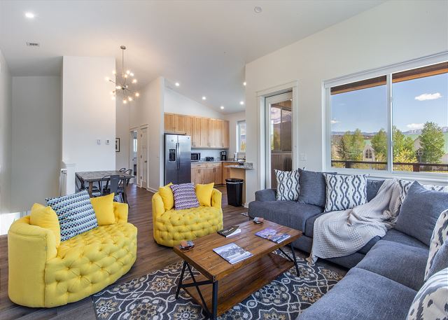 In the Heart of Ridgway- Amazing View- AC- Pet Friendly- Private Master 4