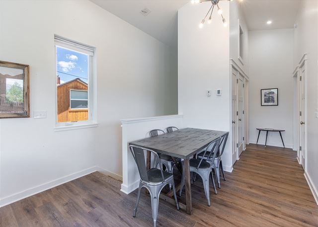 In the Heart of Ridgway- Amazing View- AC- Pet Friendly- Private Master 8