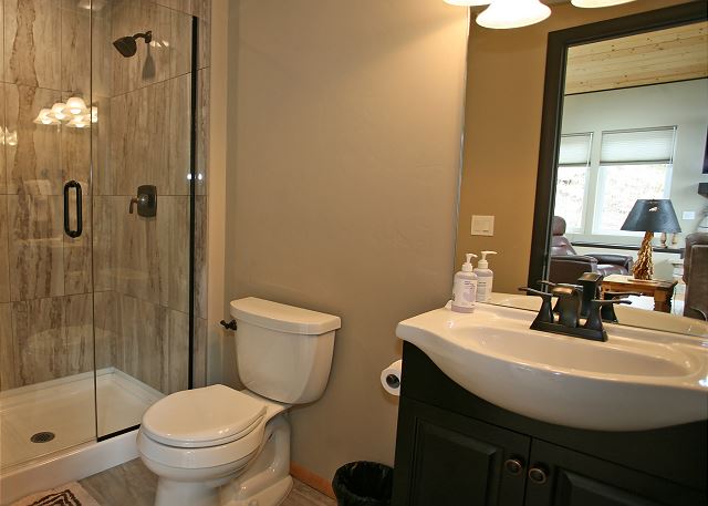 Hillside Haven: Extended-Stay Cabin with Stunning Ouray Views 5