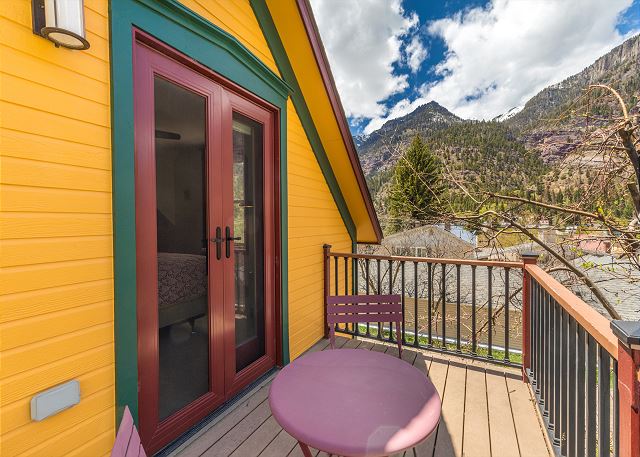 Victorian Extended Stay | Deck | Downtown Ouray | Grill