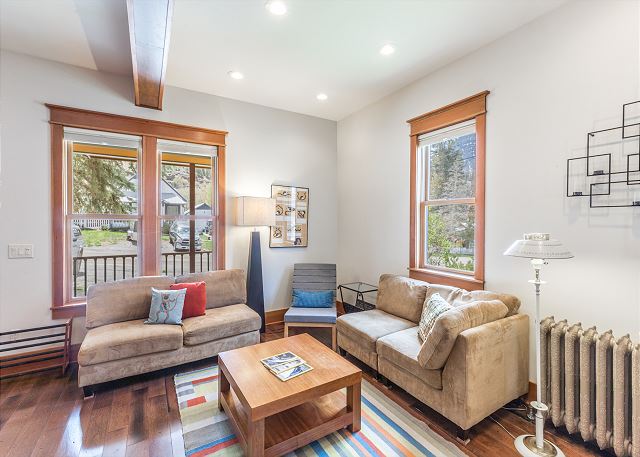 Home Away From Home in Downtown Ouray 3