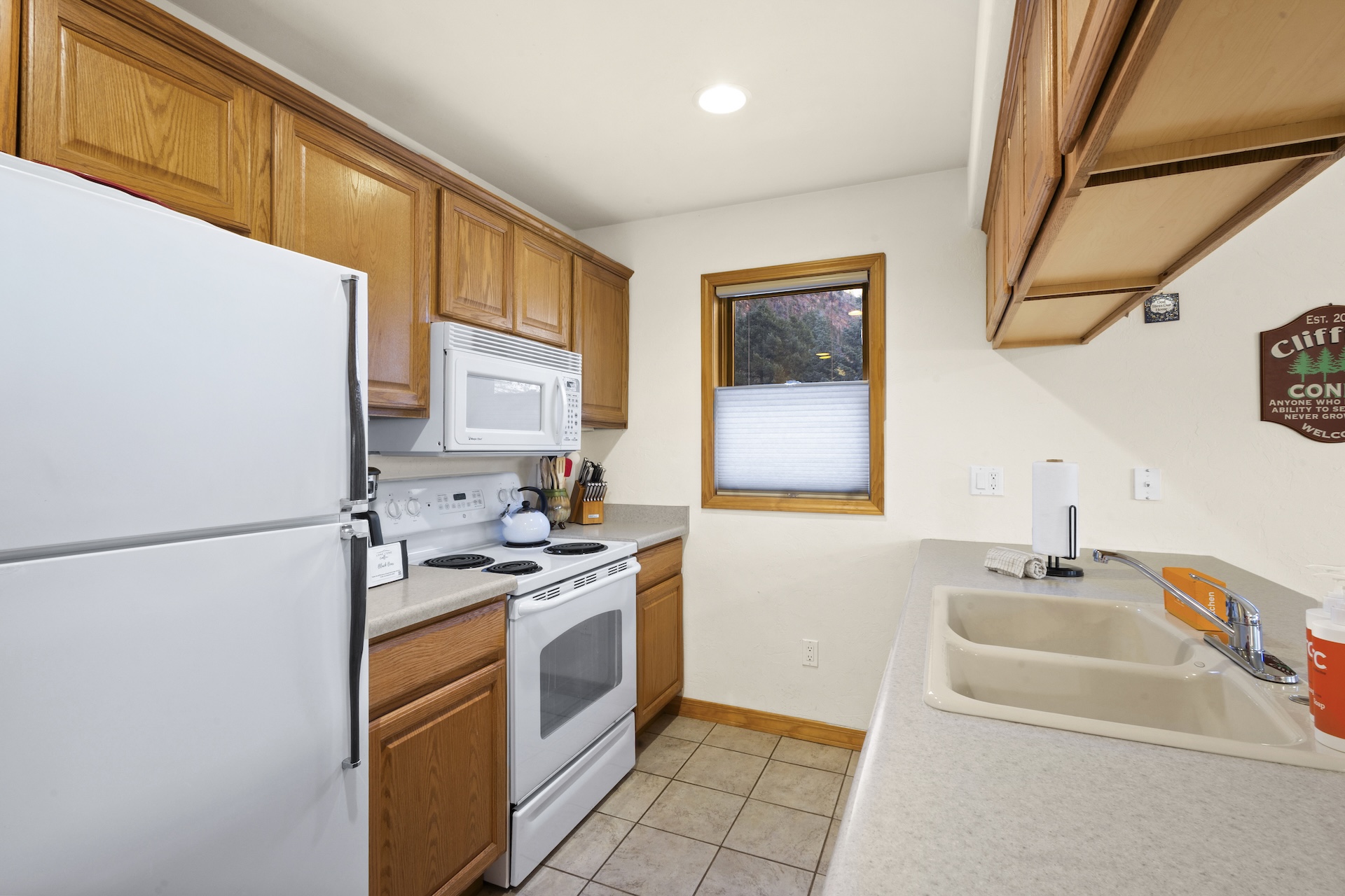 Mountain Views-Across from River Walk Trail-Pet-friendly | Photo 14