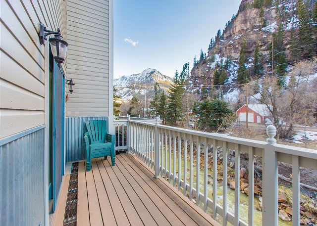 River Views | Next to Ouray Hot Springs | Walk to Restaurants 2