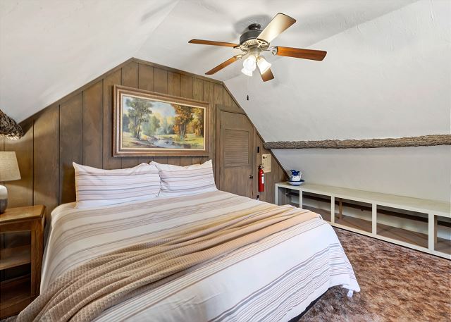 Rustic Cabin - Great Views - 4 miles from Downtown Ouray STR2025-067 4