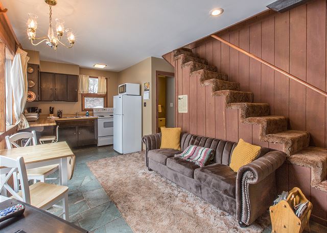 Secluded Cabin - 4 miles from Downtown Ouray STR2025-068 2