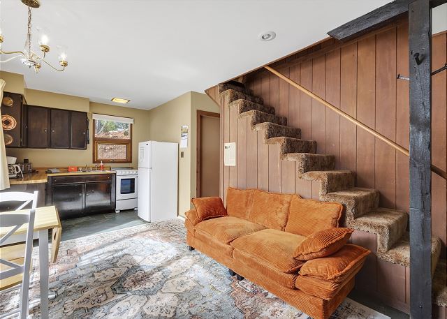 Secluded Cabin | Close to Downtown Ouray | Couple's Retreat | STR2025-068 8