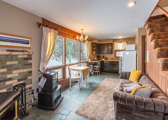 Secluded Cabin - 4 miles from Downtown Ouray STR2025-068 3