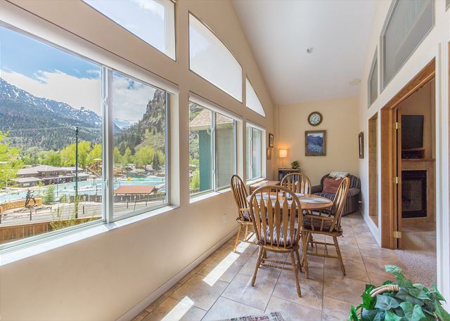 Unbeatable Location - Across from Ouray Hot Springs - Walk to Downtown 9