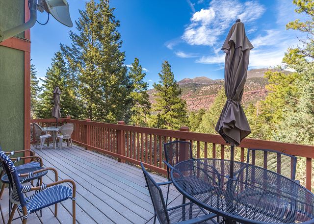 Amazing Views - Wrap-Around Deck - Secluded Home STR2025-045 3