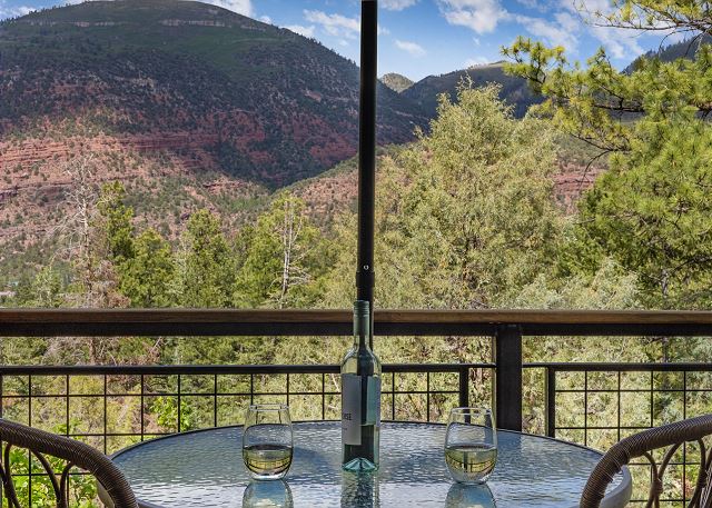 Wrap-Around Deck | San Juan Views | Secluded | Air Conditioning STR2025-045 7