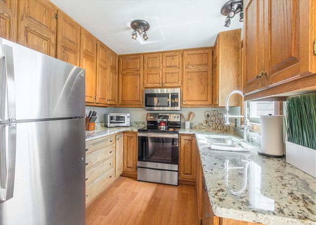 Spacious Townhome- Near Hot Springs Pool and Downtown Ouray- Pet Friendly! 6