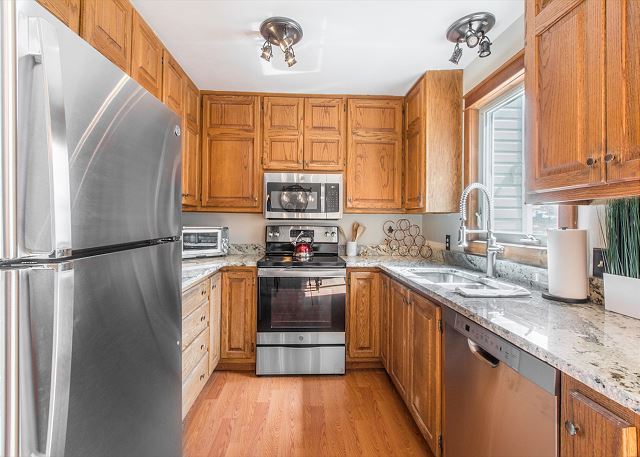 Spacious Townhome- Near Hot Springs Pool and Downtown Ouray- Pet Friendly! 5