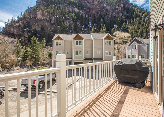 Near Hot Springs + Downtown Ouray | Deck with Views 2