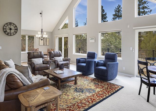 Secluded Creekside Home | Views | Private Deck | A/C STR2025-036 7