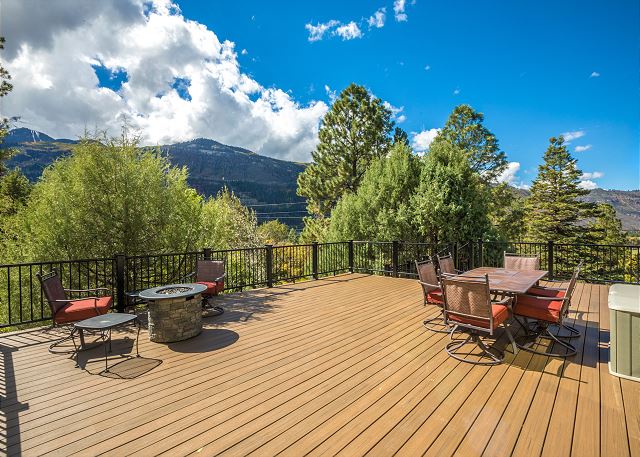 Secluded Creekside Mountain Home-Views- Private Deck-AC STR2024-013