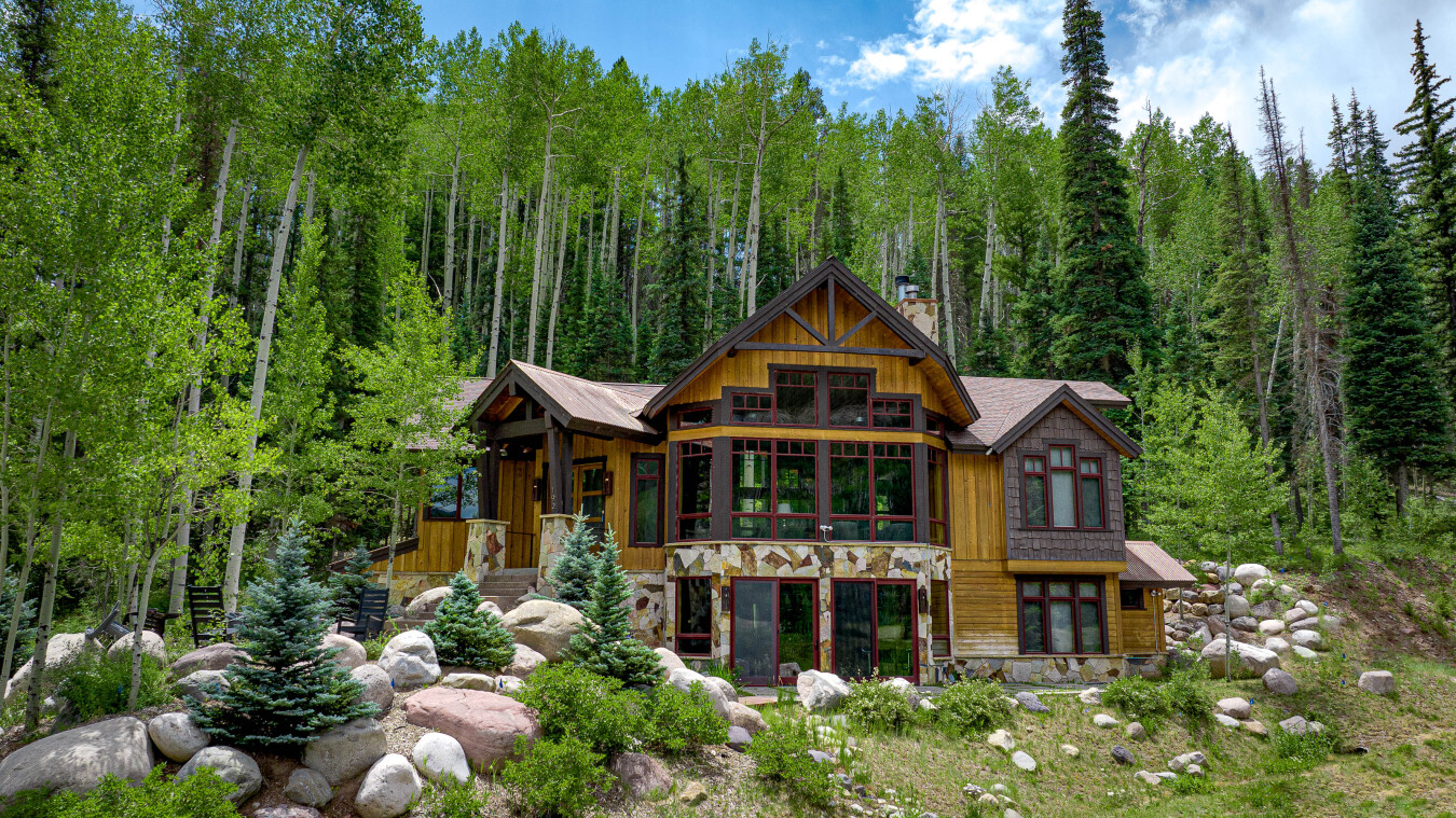 Lakefront Custom Home Across from Purgatory - Pool Table/Hot Tub/Shuttle | Photo 48